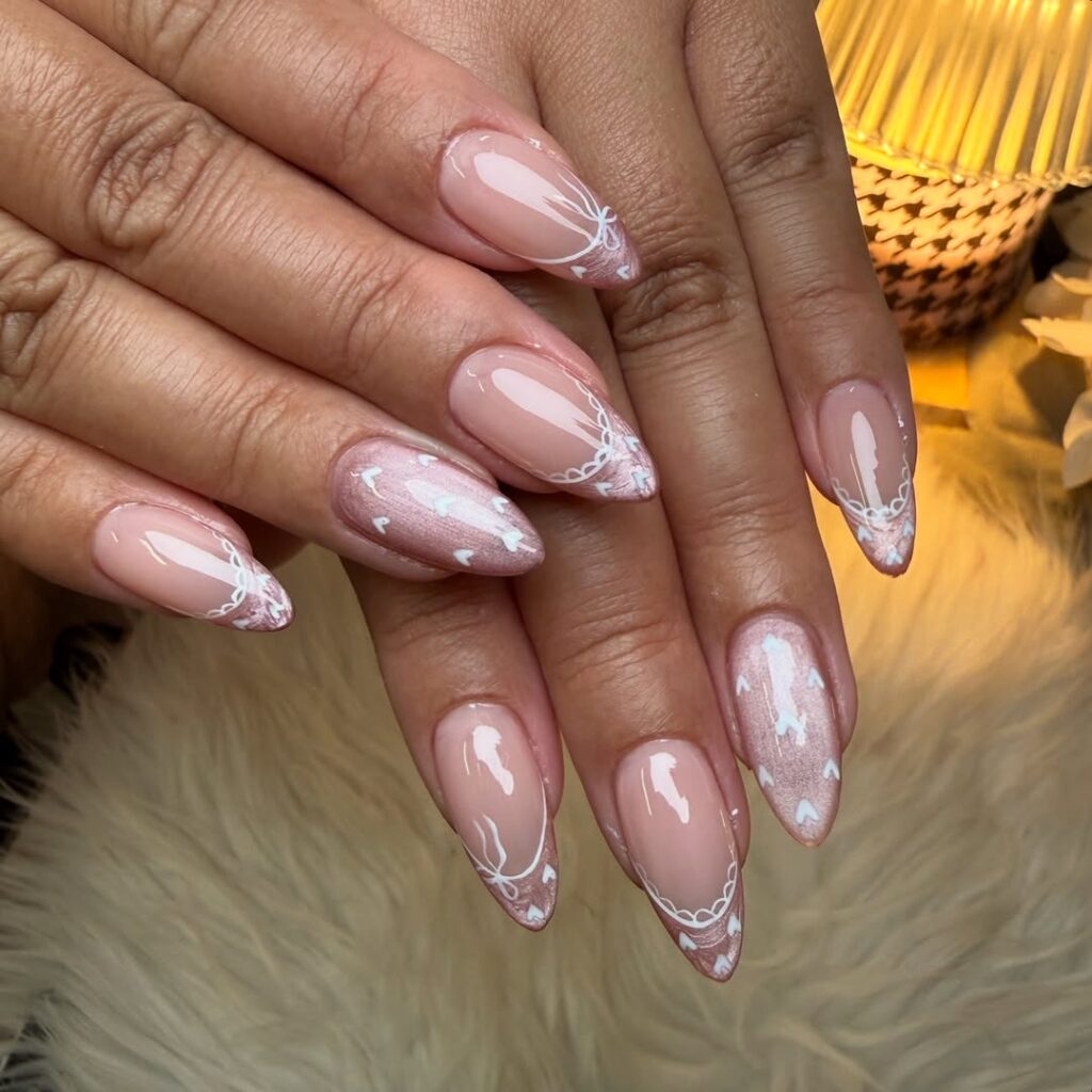 Νύχια Αγίου Βαλεντίνου σε παλ ροζ απόχρωση