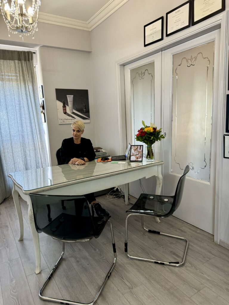 Christina Saranti - Tips to Toes