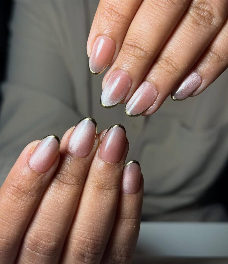 Chrome French Nails - Instagram: @_.the.nail.edit