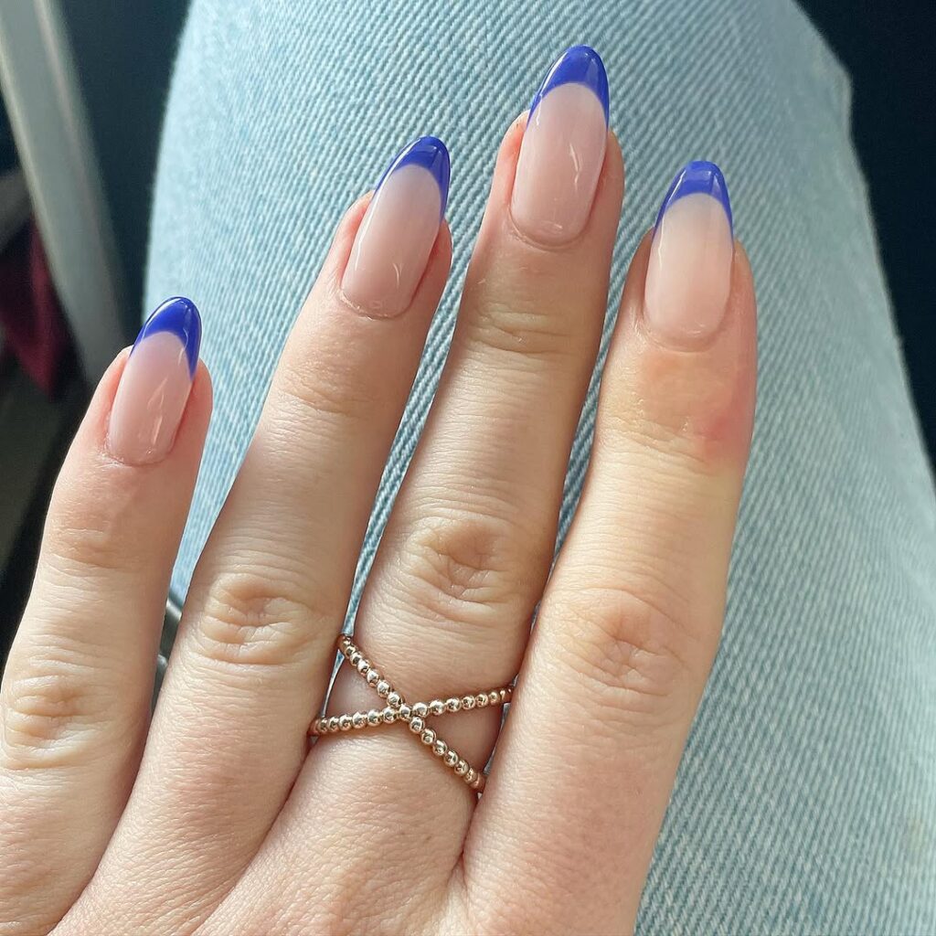 γαλλικο μπλε - Instagram: @thebeautybarclitheroe